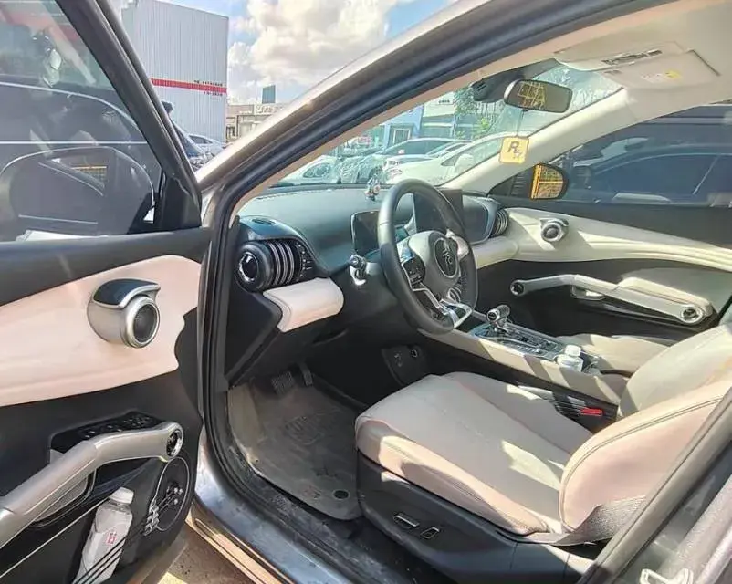 2023 BYD YUAN thumbnail 3