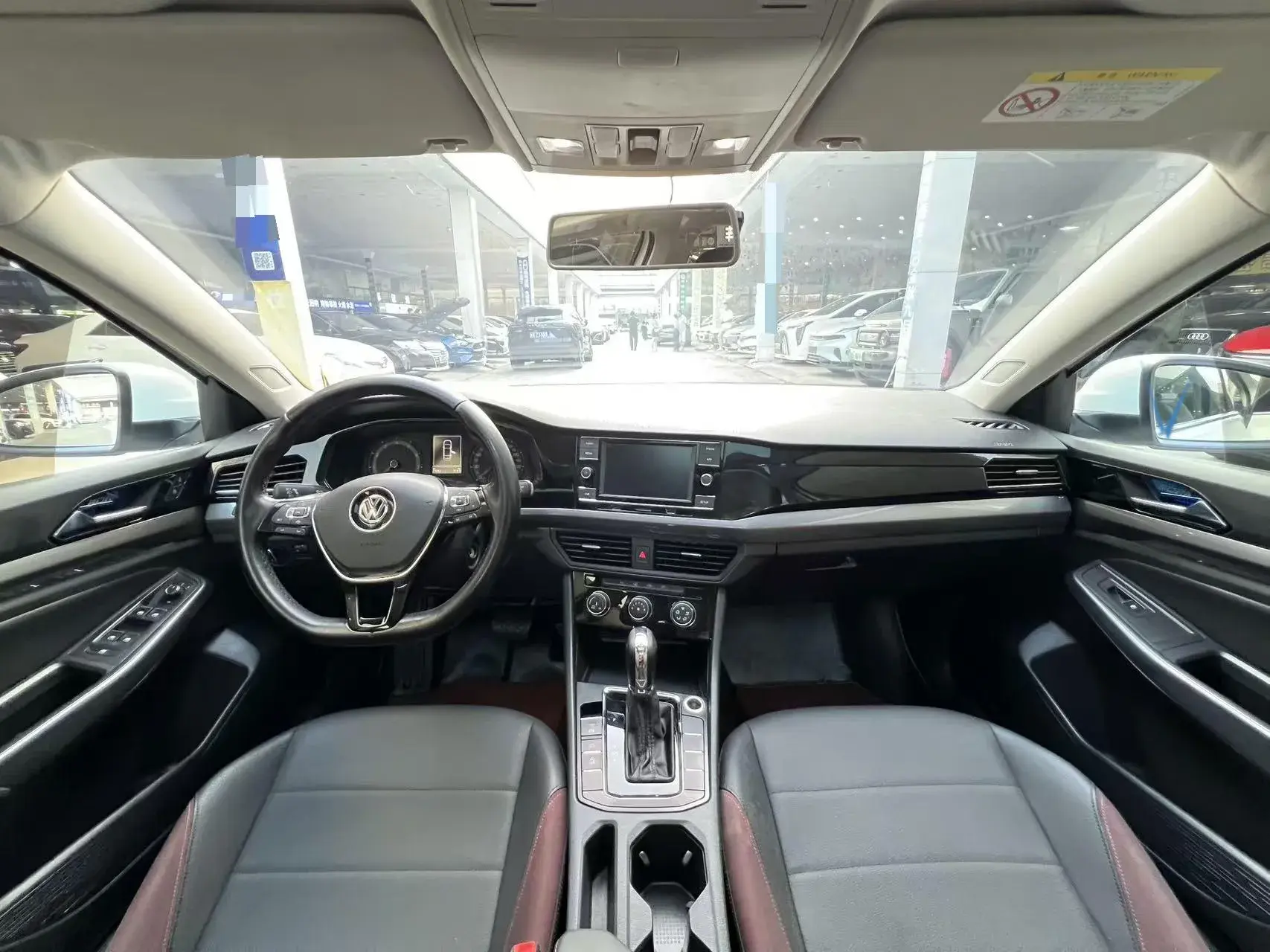 2019 VOLKSWAGEN BORA thumbnail 4