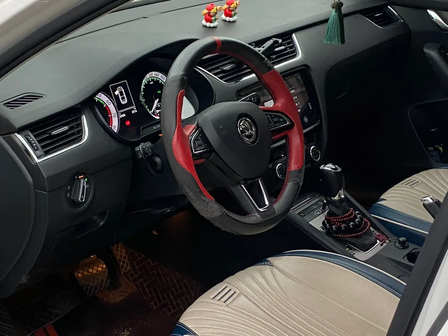 2019 SKODA OCTAVIA thumbnail 4