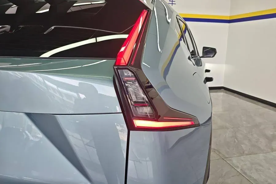 2022 GAC Trumpchi Emkoo 1.5T 177HP L4 7DCT,autocango,china used car exporter,china ev exporter,chinese used car exporter,chinese used ev exporter