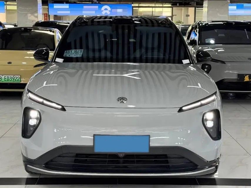 2024 NIO ES6 thumbnail 4