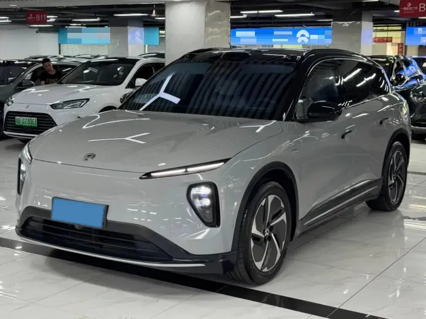 2024 NIO ES6 view 1
