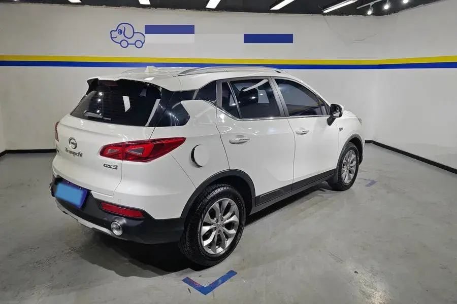 2017 GAC TRUMPCHI thumbnail 2