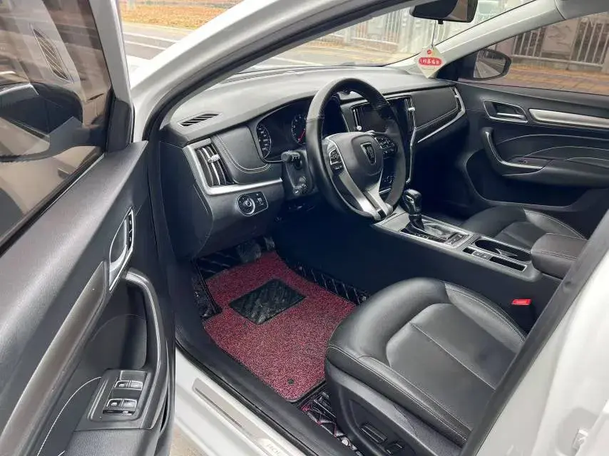 2020 ROEWE I6 thumbnail 4