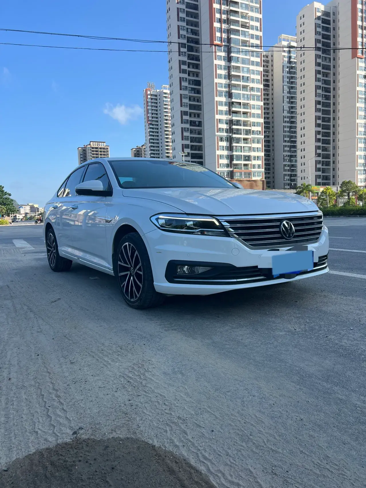 2022 VOLKSWAGEN LAVIDA thumbnail 2