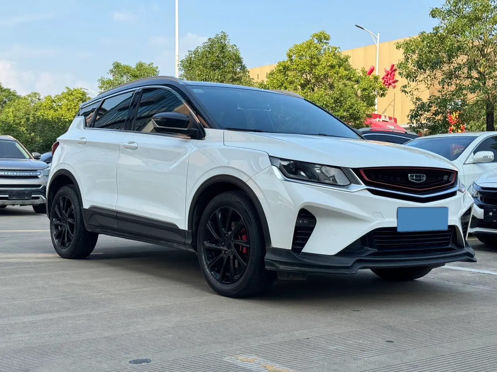 2020 GEELY COOLRAY thumbnail 3