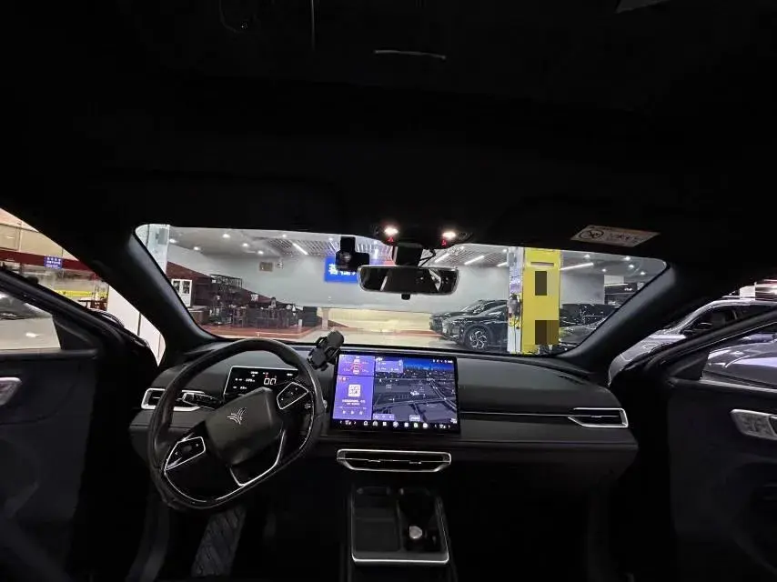 2023 NETA X thumbnail 4