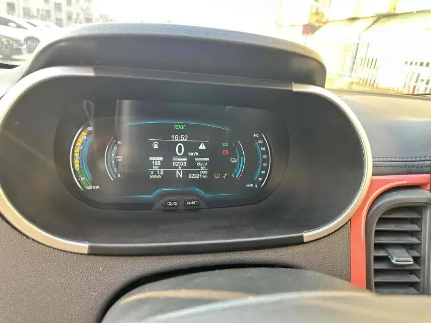 2019 CHERY LITTLE thumbnail 4