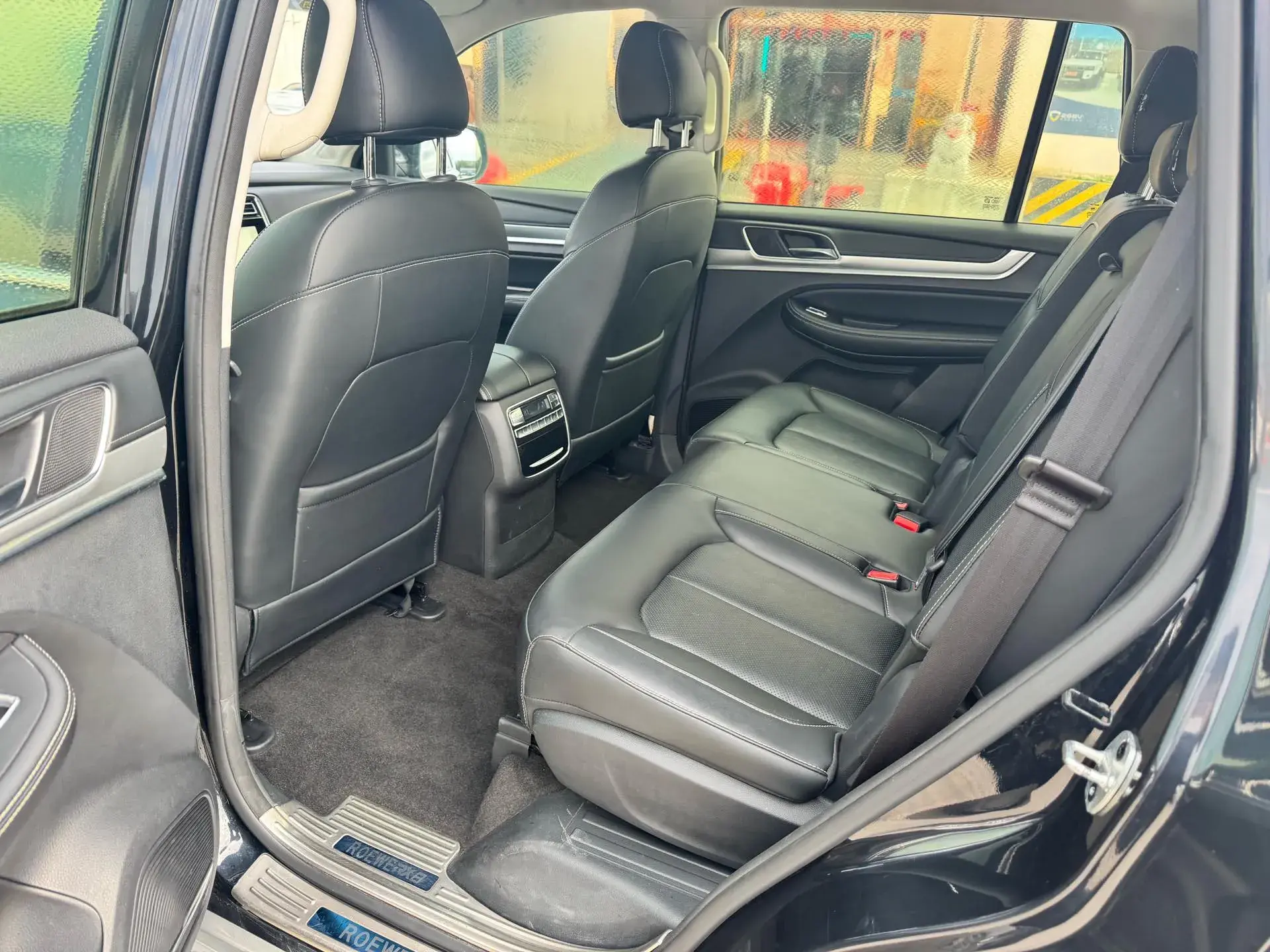 2018 ROEWE RX8 thumbnail 4