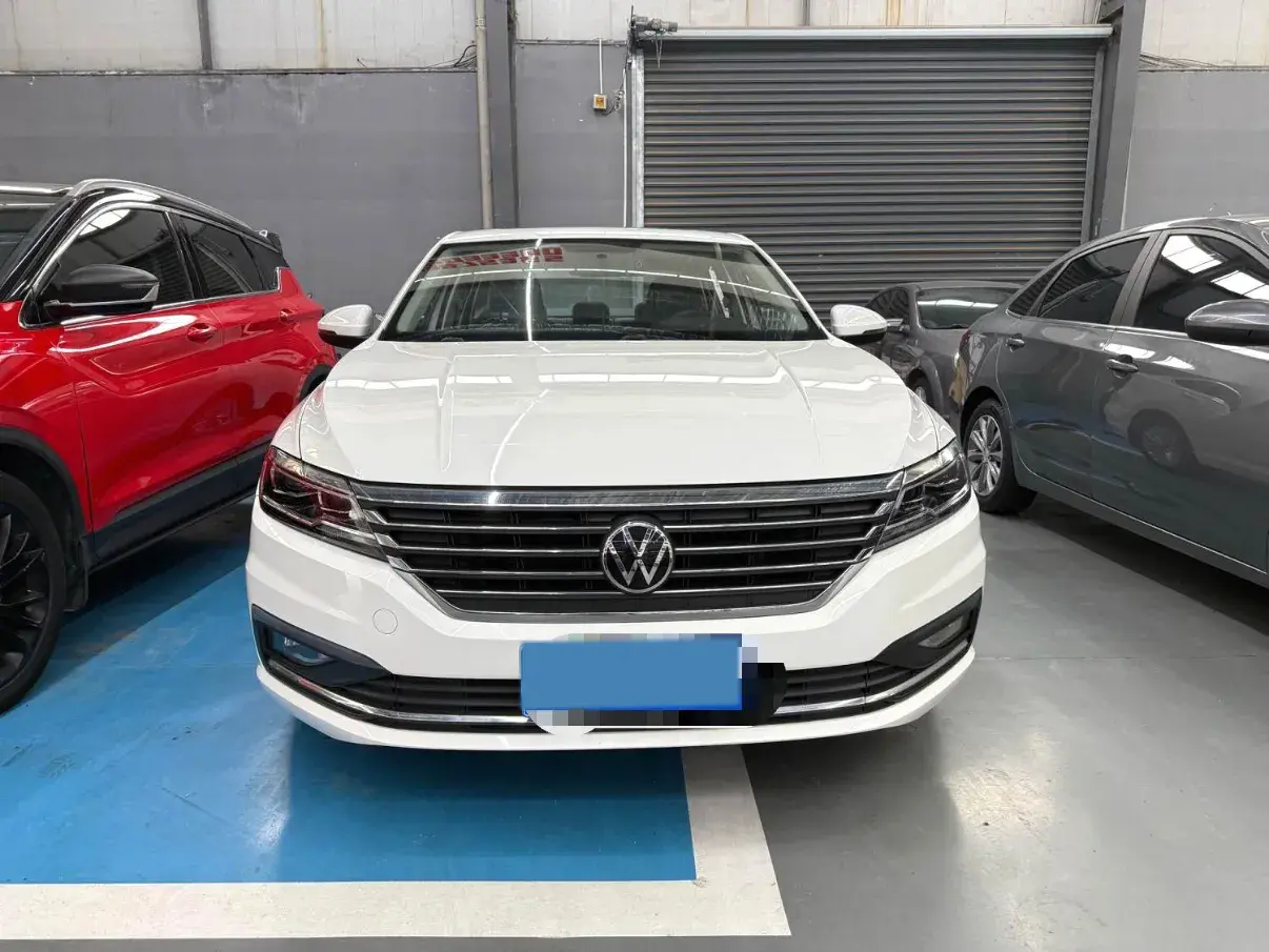 2019 VOLKSWAGEN LAVIDA thumbnail 2