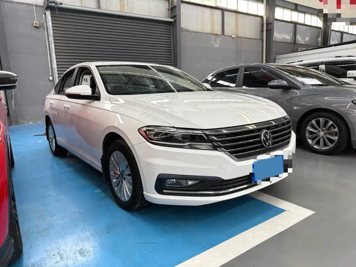 2019 VOLKSWAGEN LAVIDA thumbnail 3