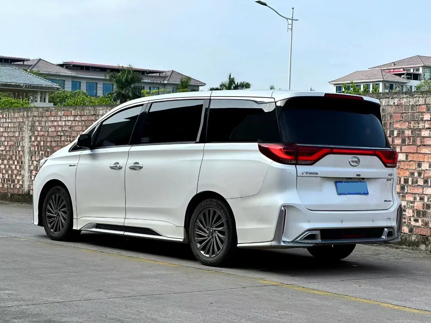 2021 GAC TRUMPCHI thumbnail 4