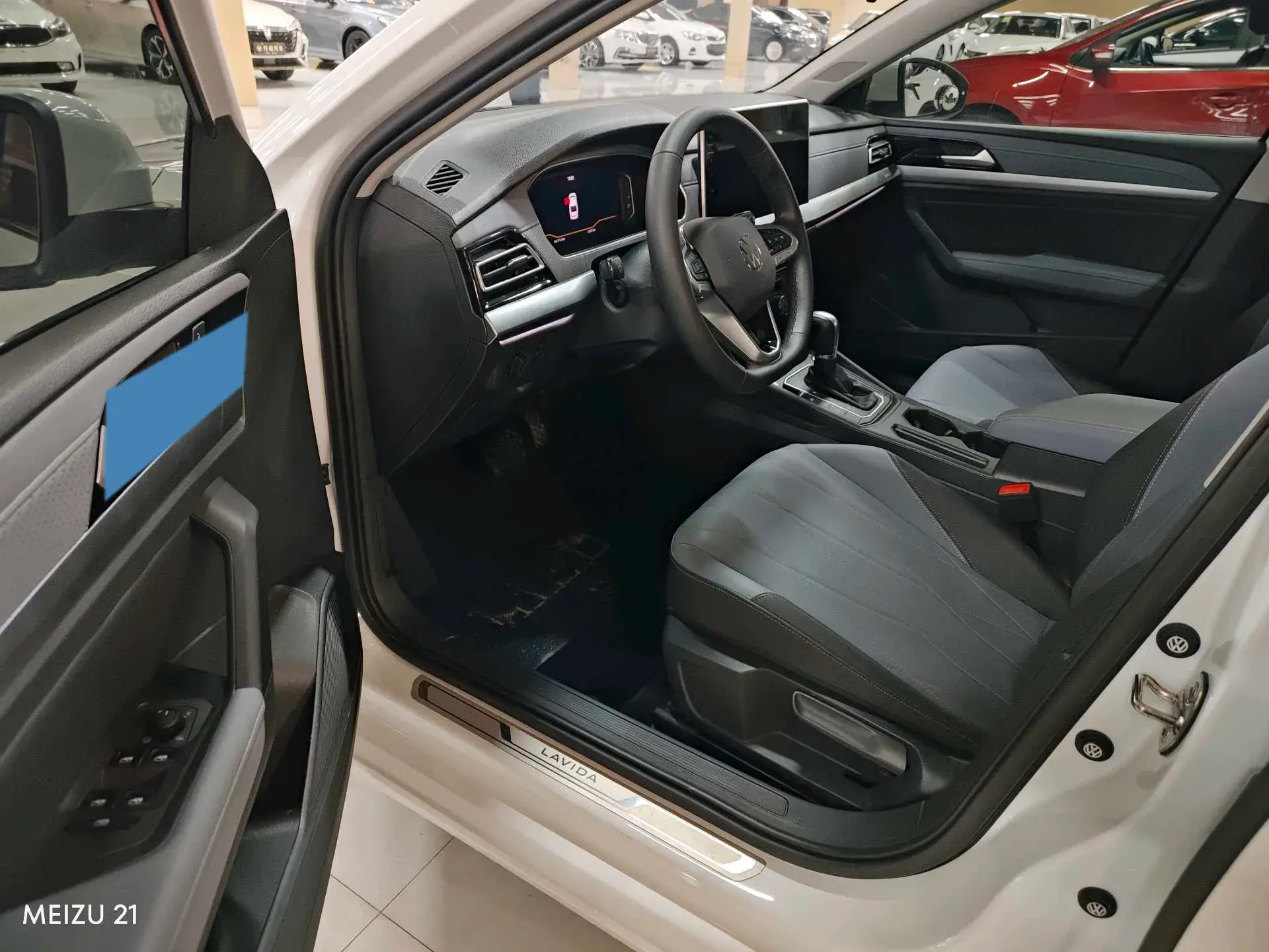 2023 VOLKSWAGEN LAVIDA thumbnail 2