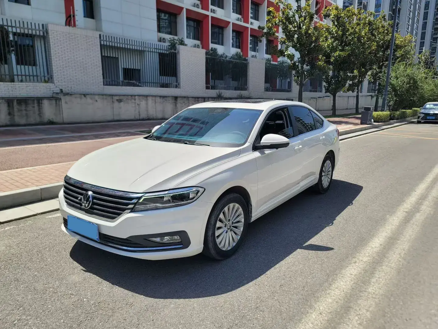 2021 VOLKSWAGEN LAVIDA view 1