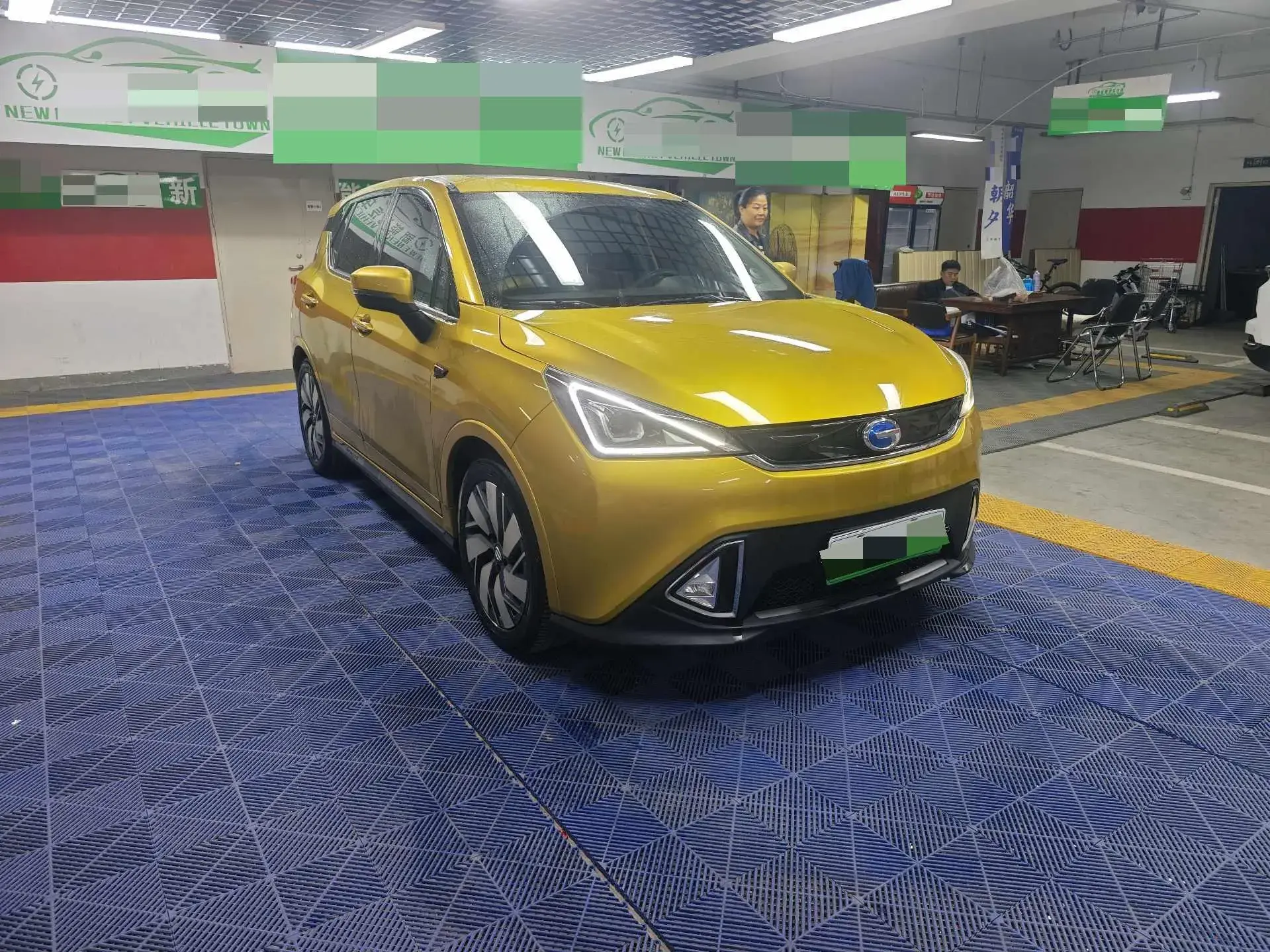 2017 AION TRUMPCHI thumbnail 3