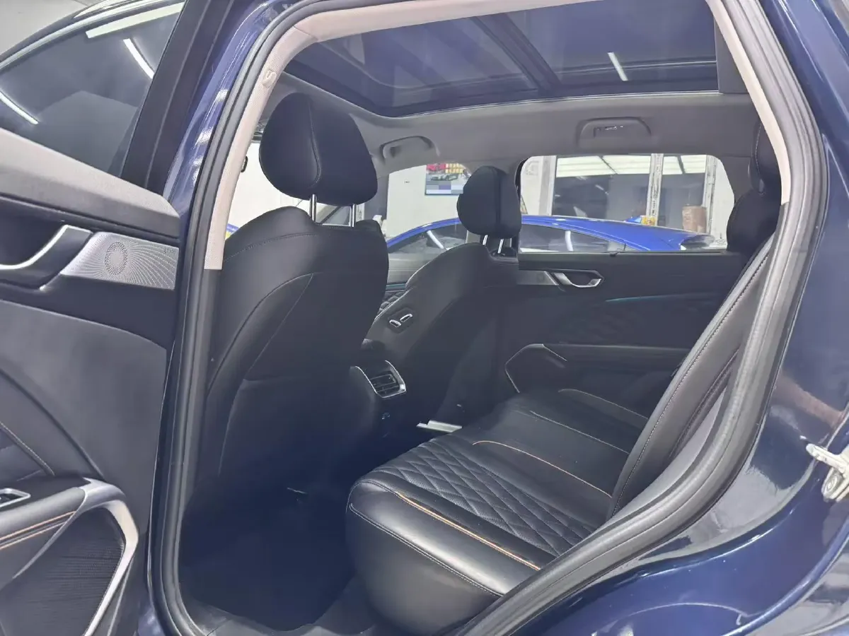 2022 WEY Latte 1.5T 156HP L4 2DHT PHEV 34KWH,autocango,china used car exporter,china ev exporter,chinese used car exporter,chinese used ev exporter