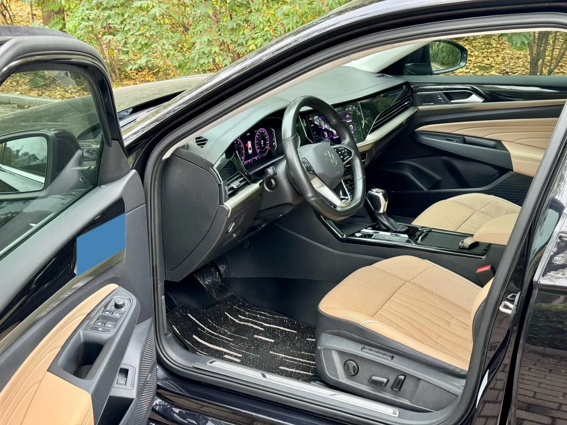 2022 VOLKSWAGEN PASSAT thumbnail 4