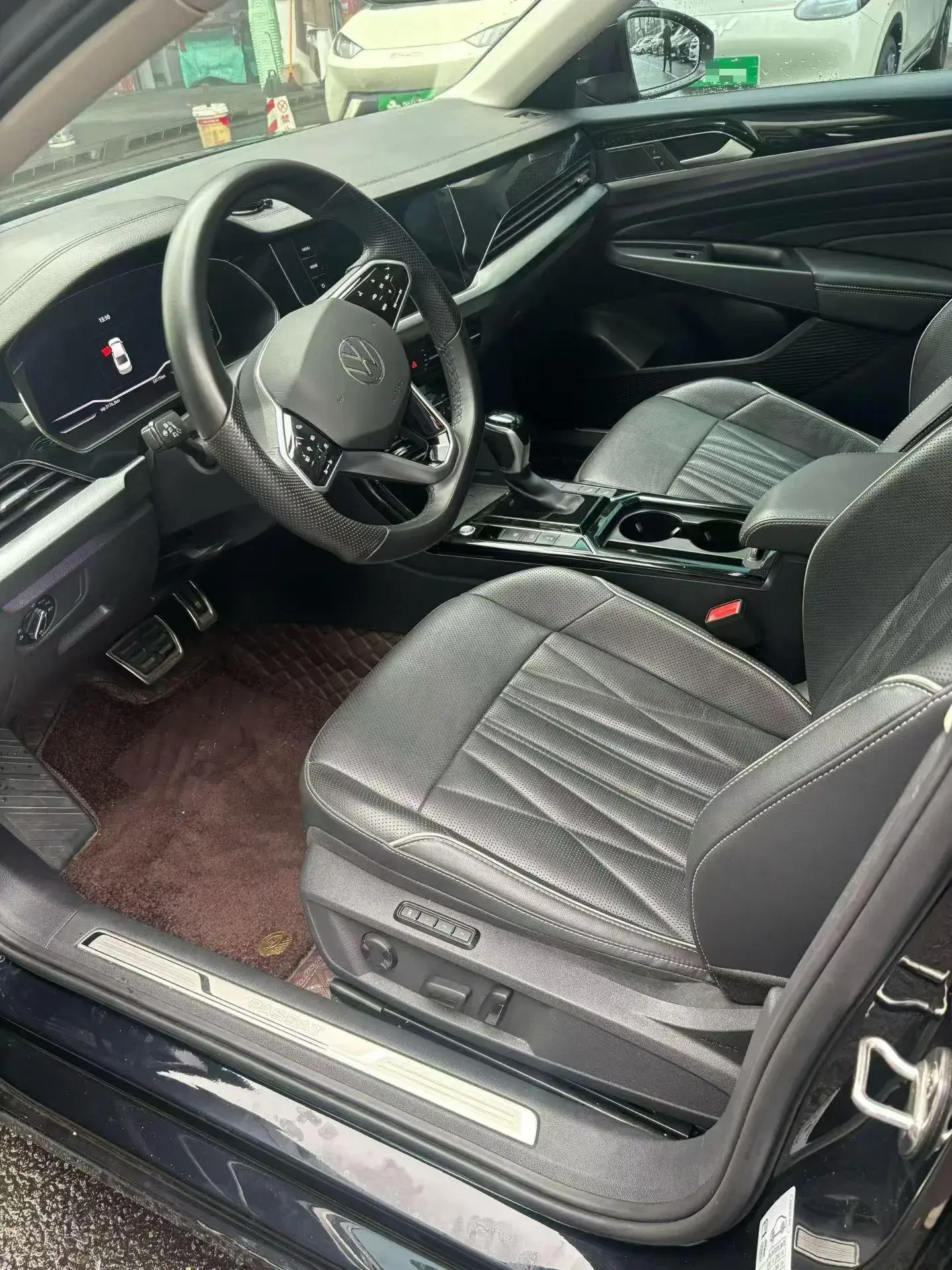 2022 VOLKSWAGEN PASSAT thumbnail 4