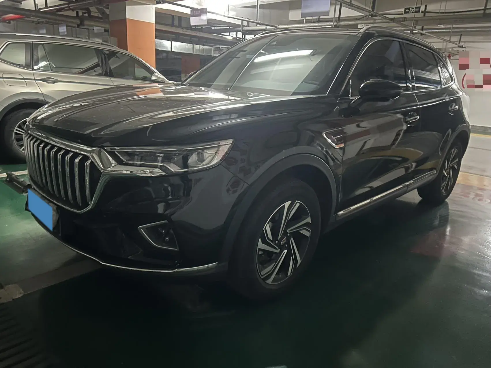 2019 HONGQI HS5 view 1