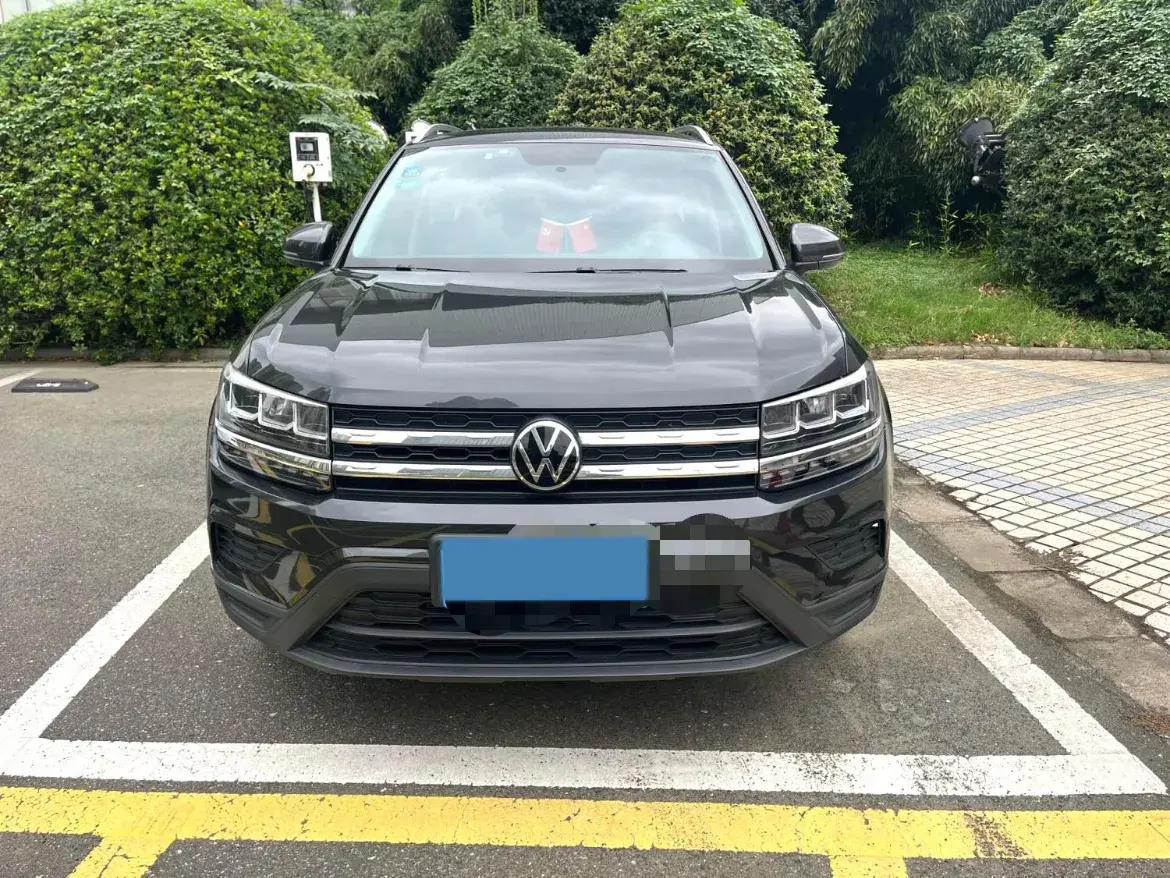 2021 VOLKSWAGEN THARU thumbnail 2