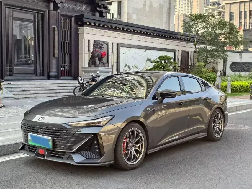 2023 CHANGAN UNI-V view 1