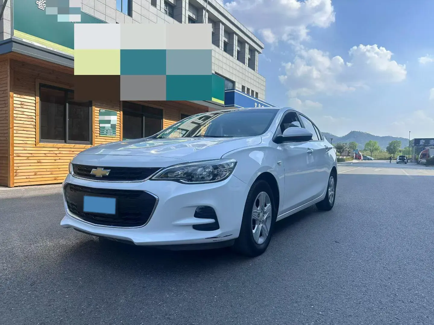 2019 CHEVROLET CAVALIER view 1