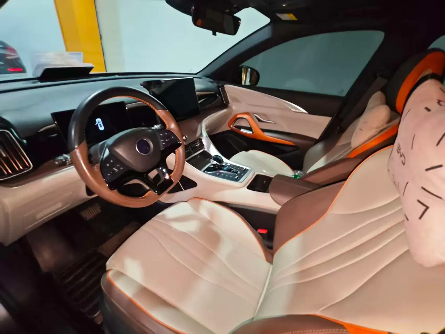 2022 BYD SONG thumbnail 2