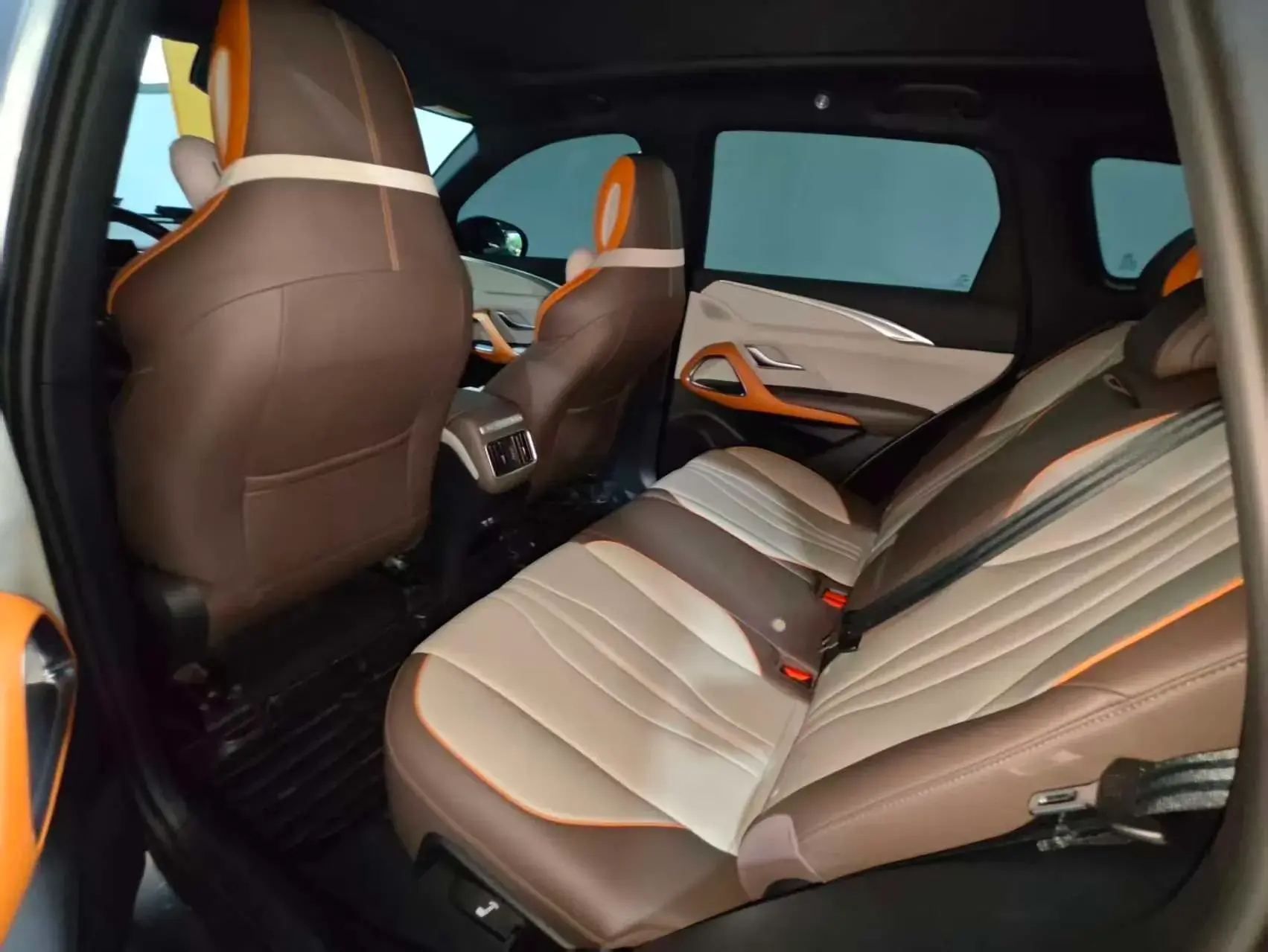 2022 BYD SONG thumbnail 3