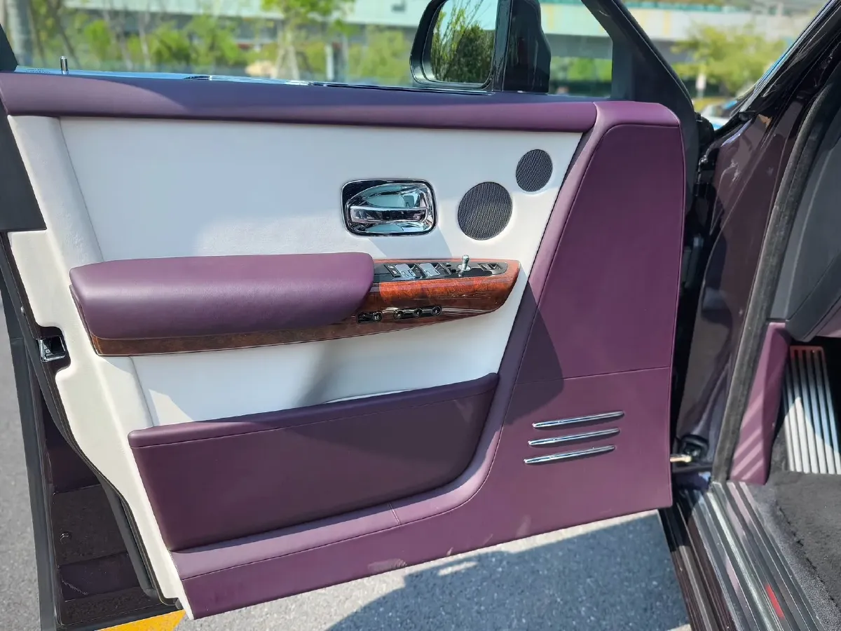 2018 Rolls-Royce Phantom 6.7T 571HP V12 8AT,autocango,china used car exporter,china ev exporter,chinese used car exporter,chinese used ev exporter