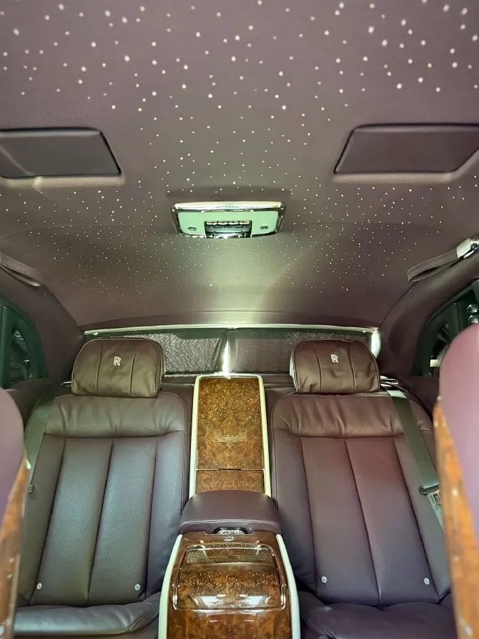 2018 Rolls-Royce Phantom 6.7T 571HP V12 8AT,autocango,china used car exporter,china ev exporter,chinese used car exporter,chinese used ev exporter