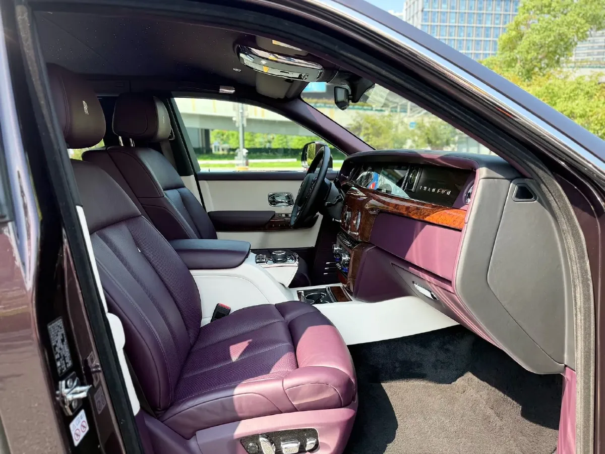 2018 Rolls-Royce Phantom 6.7T 571HP V12 8AT,autocango,china used car exporter,china ev exporter,chinese used car exporter,chinese used ev exporter