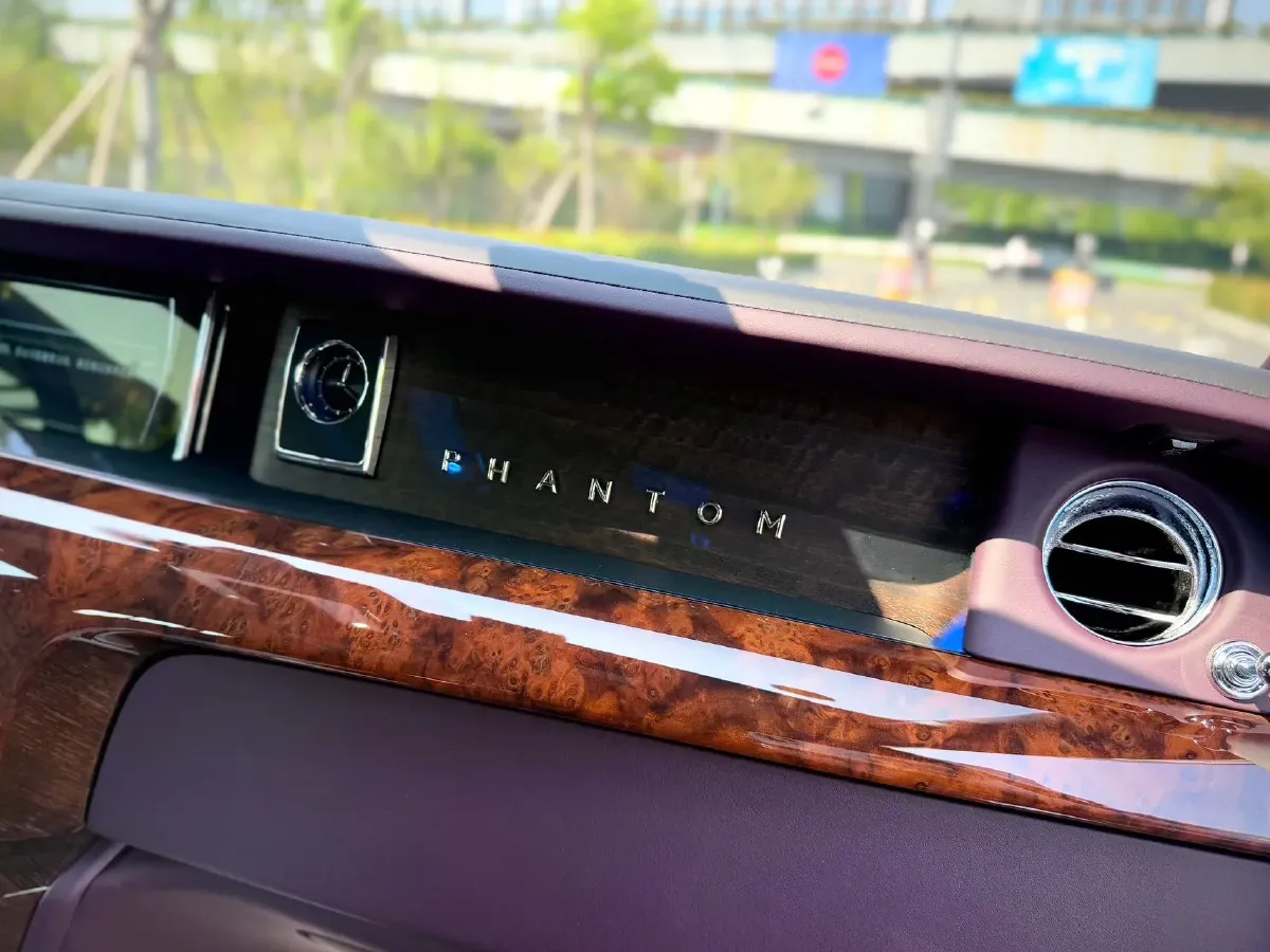 2018 Rolls-Royce Phantom 6.7T 571HP V12 8AT,autocango,china used car exporter,china ev exporter,chinese used car exporter,chinese used ev exporter