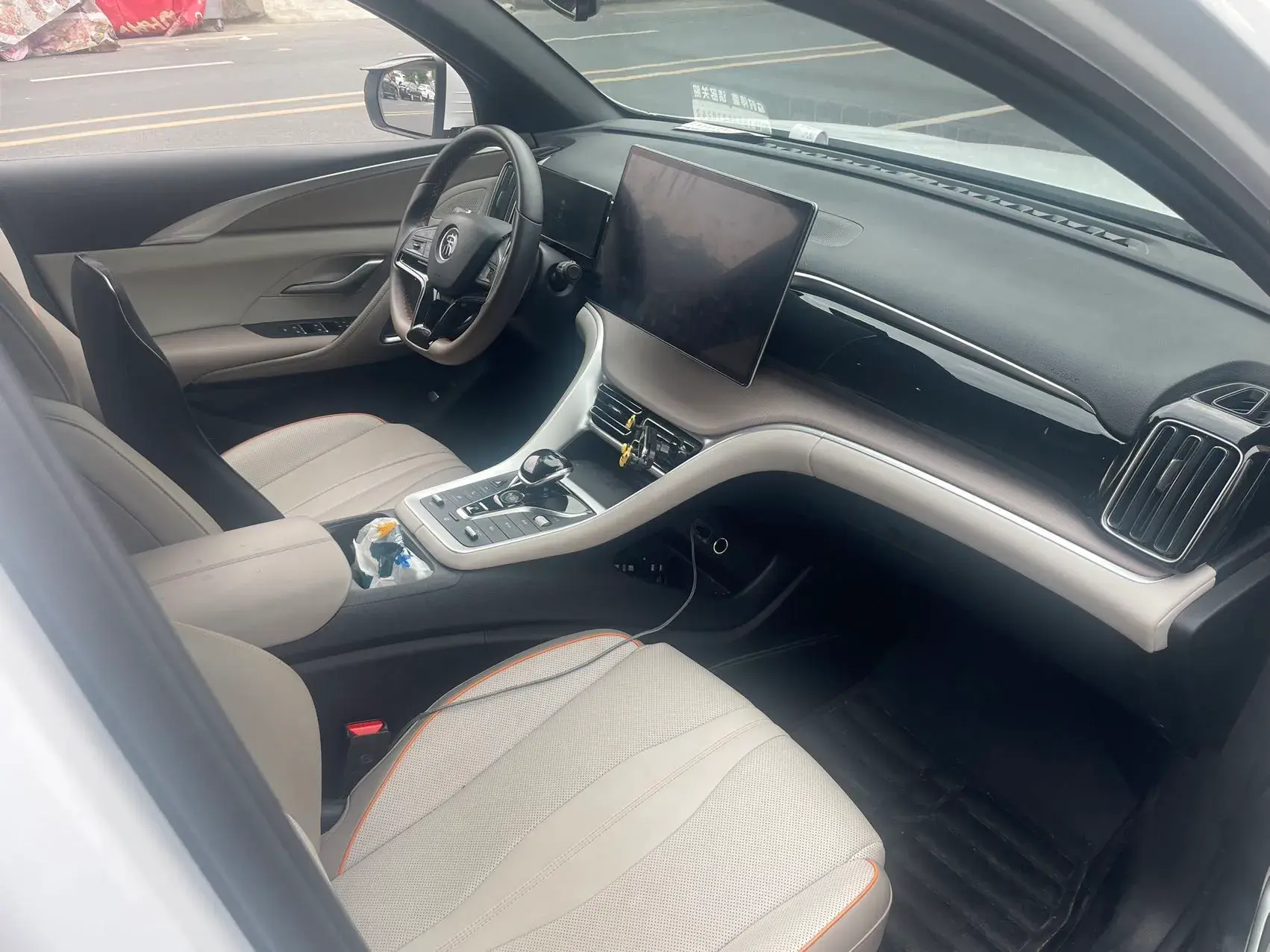 2023 BYD SONG thumbnail 4