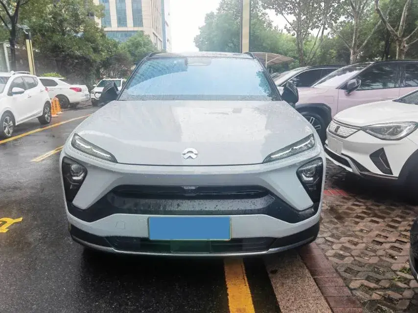 2022 NIO ES6 thumbnail 3