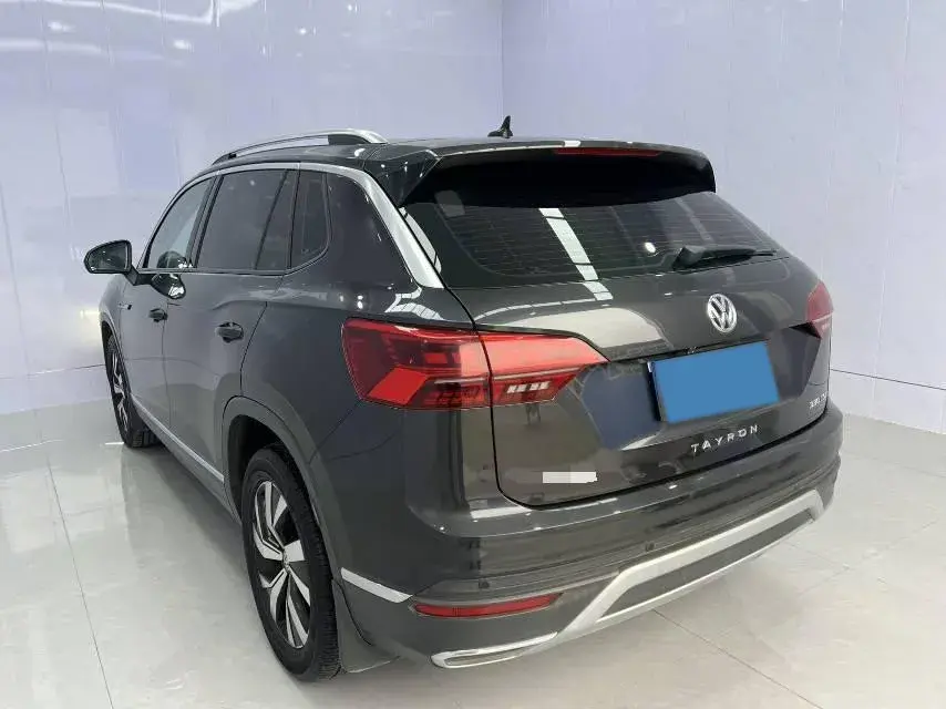 2020 VOLKSWAGEN TAYRON thumbnail 3