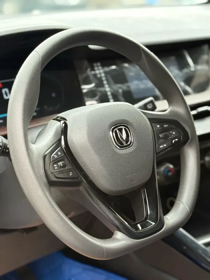 2019 ChangAn CS15 1.5L 107HP L4 5MT,autocango,china used car exporter,china ev exporter,chinese used car exporter,chinese used ev exporter