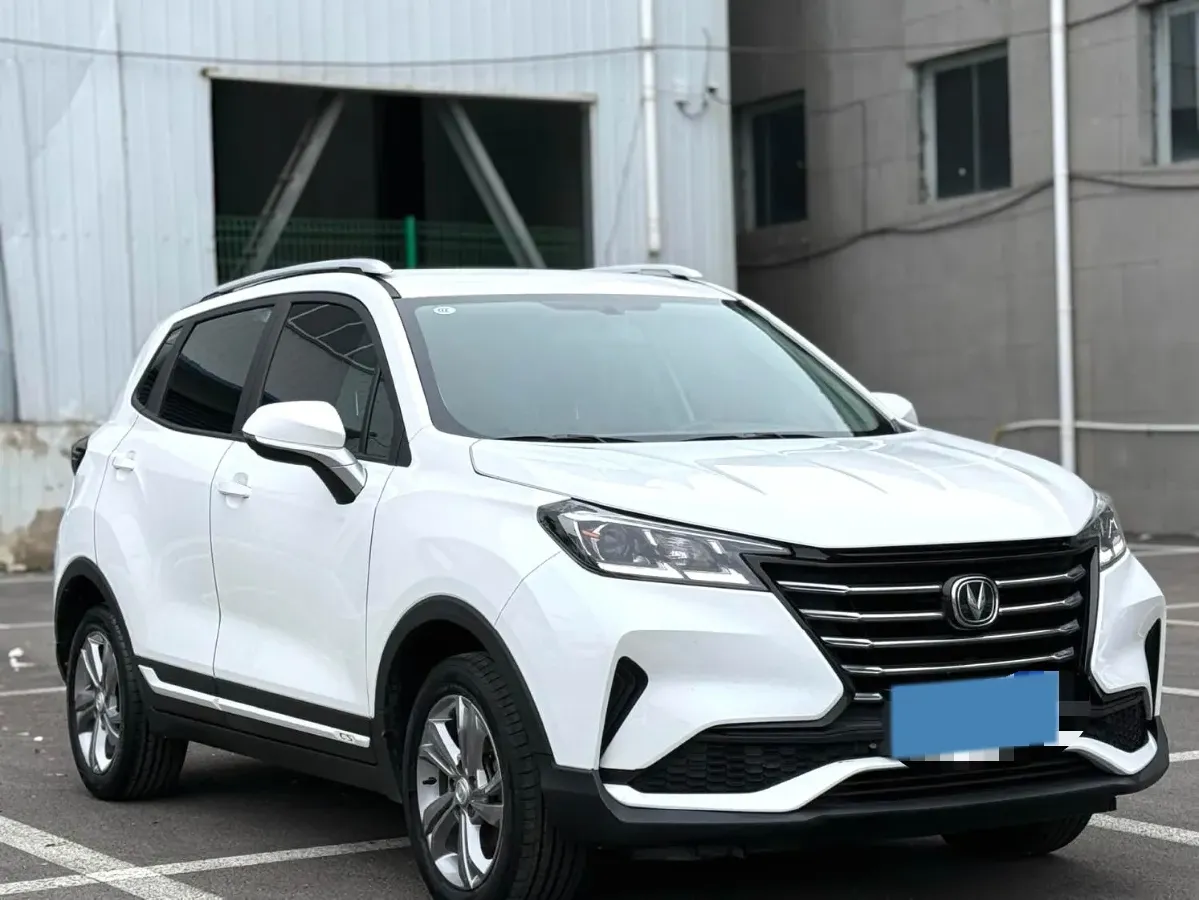 2019 ChangAn CS15 1.5L 107HP L4 5MT,autocango,china used car exporter,china ev exporter,chinese used car exporter,chinese used ev exporter