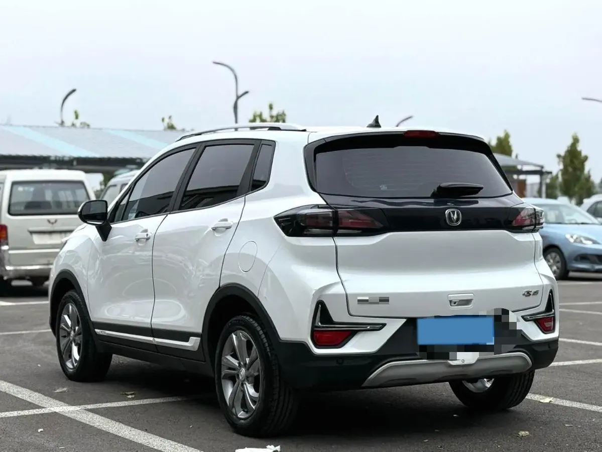 2019 ChangAn CS15 1.5L 107HP L4 5MT,autocango,china used car exporter,china ev exporter,chinese used car exporter,chinese used ev exporter