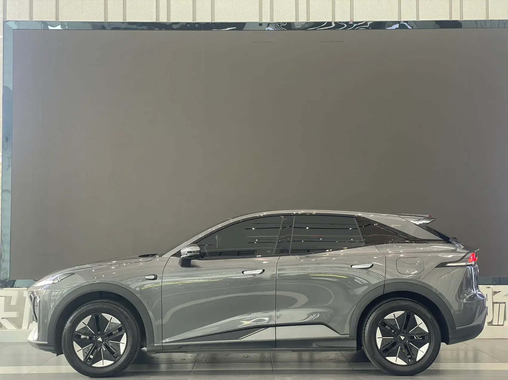 2024 DEEPAL S07 thumbnail 3