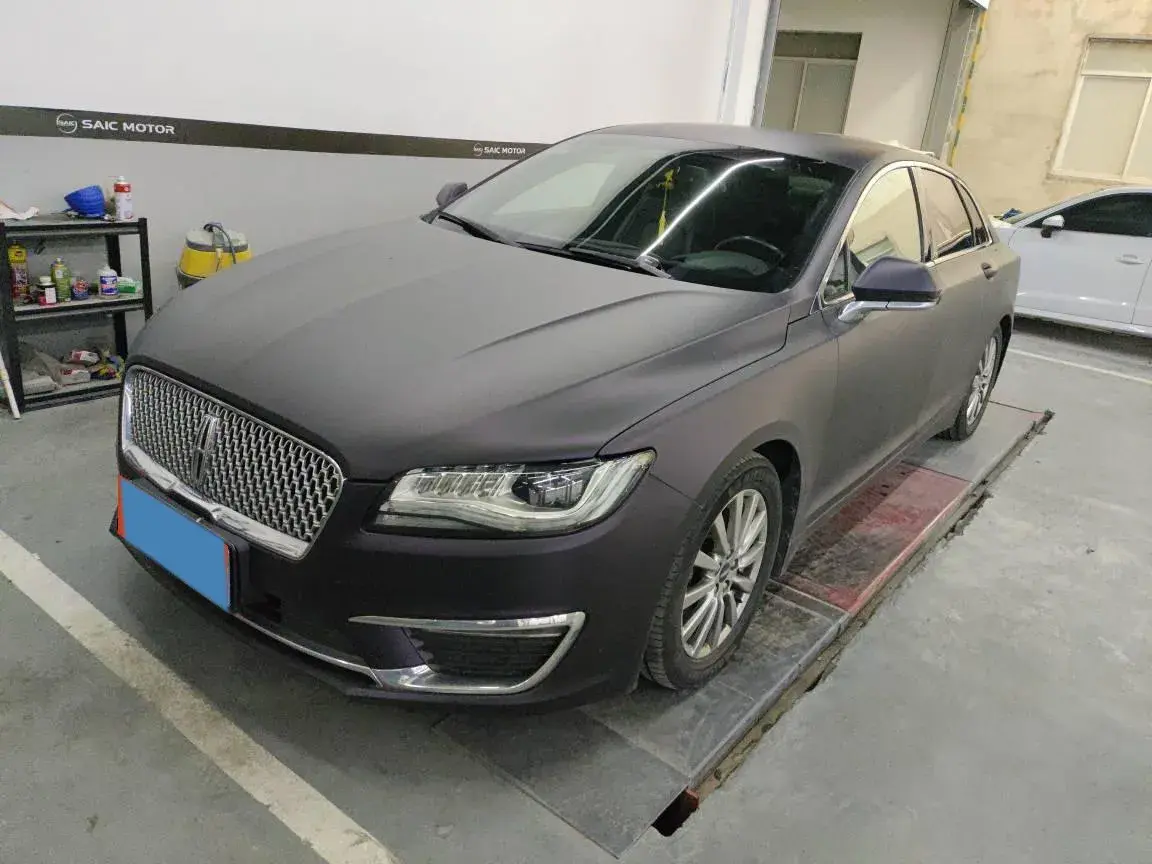 2019 LINCOLN MKZ view 1