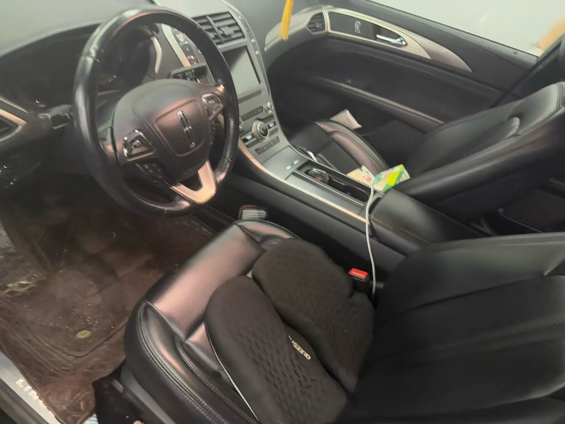 2019 LINCOLN MKZ thumbnail 2