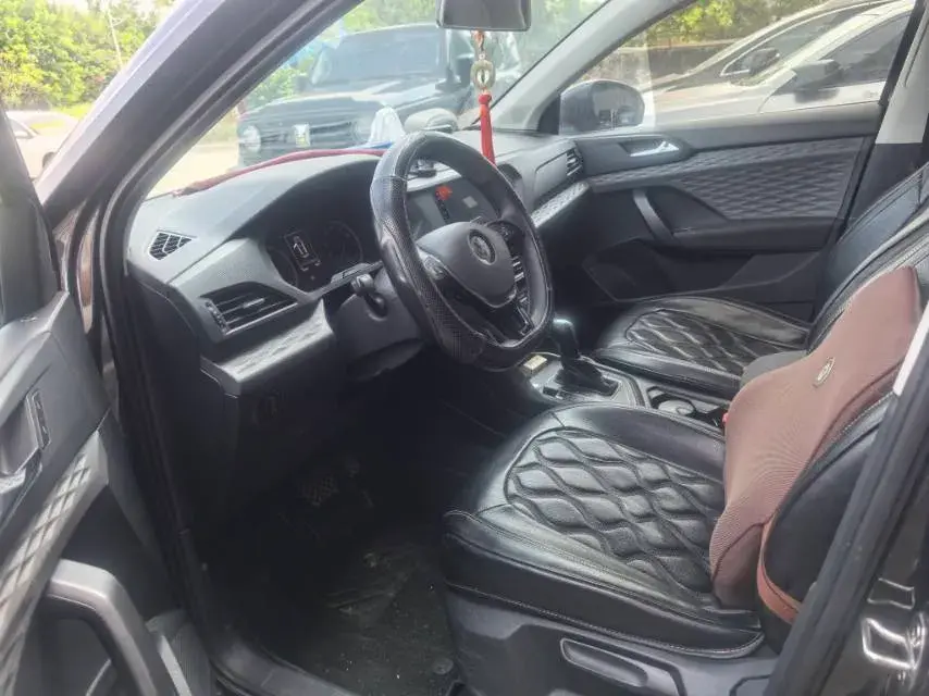 2019 VOLKSWAGEN THARU thumbnail 3