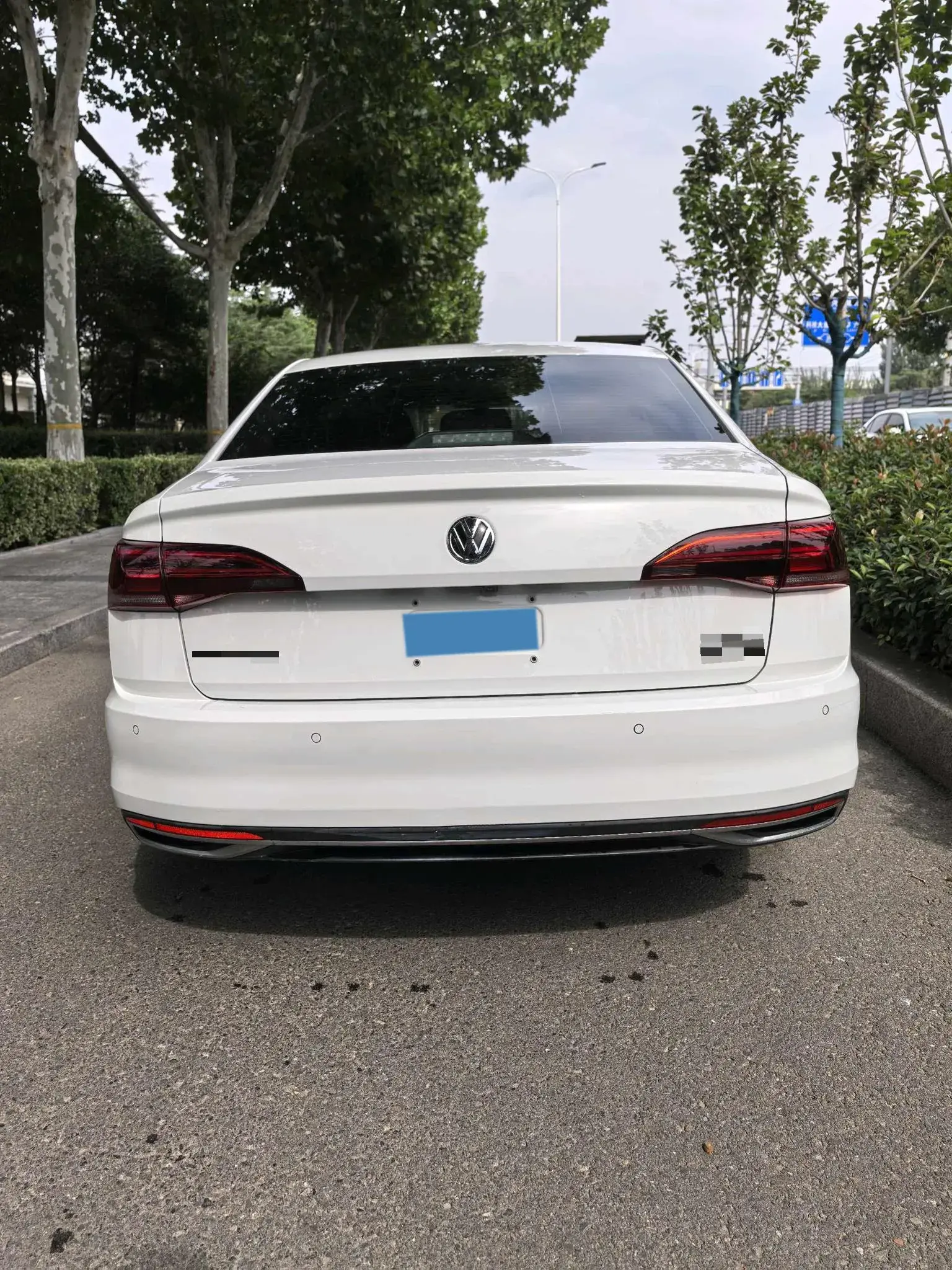 2019 VOLKSWAGEN BORA thumbnail 3