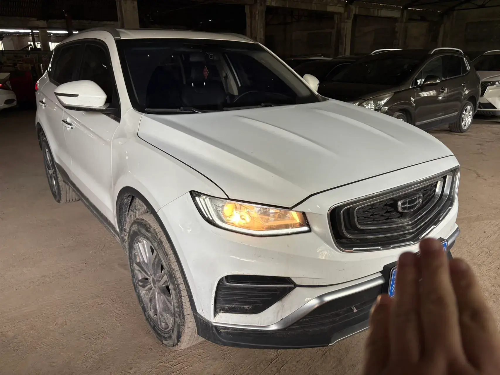 2020 GEELY AZKARRA thumbnail 3