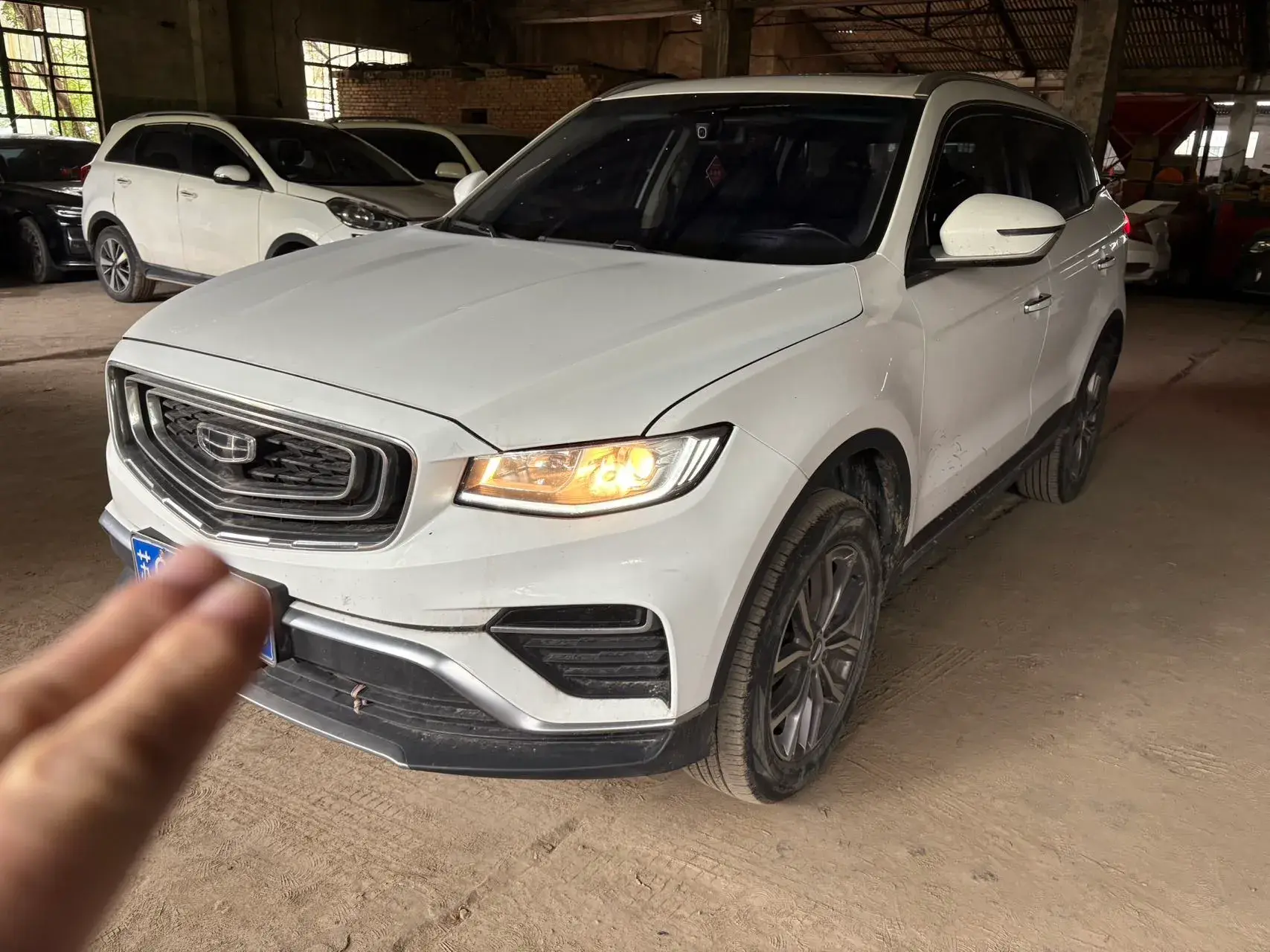 2020 GEELY AZKARRA view 1