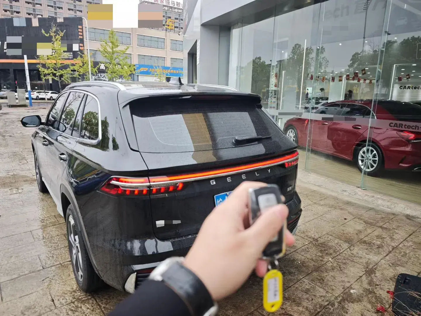 2024 GEELY MONJARO thumbnail 4