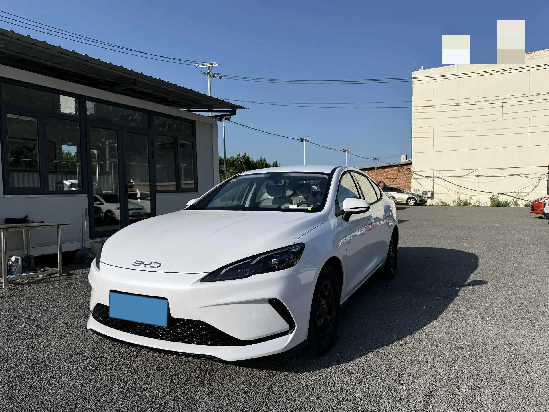 2025 BYD SEAL05 view 1