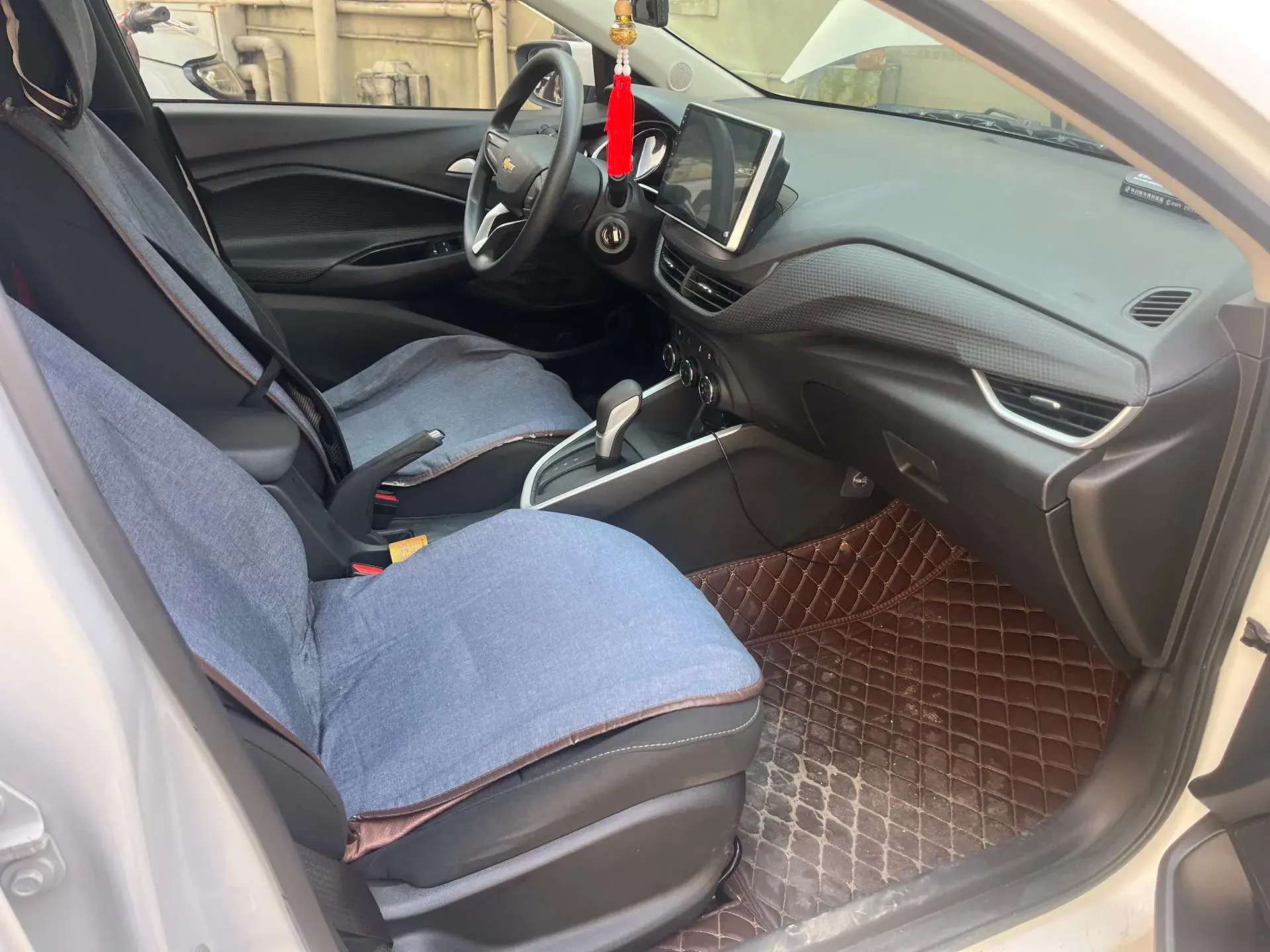 2020 CHEVROLET CAVALIER thumbnail 3