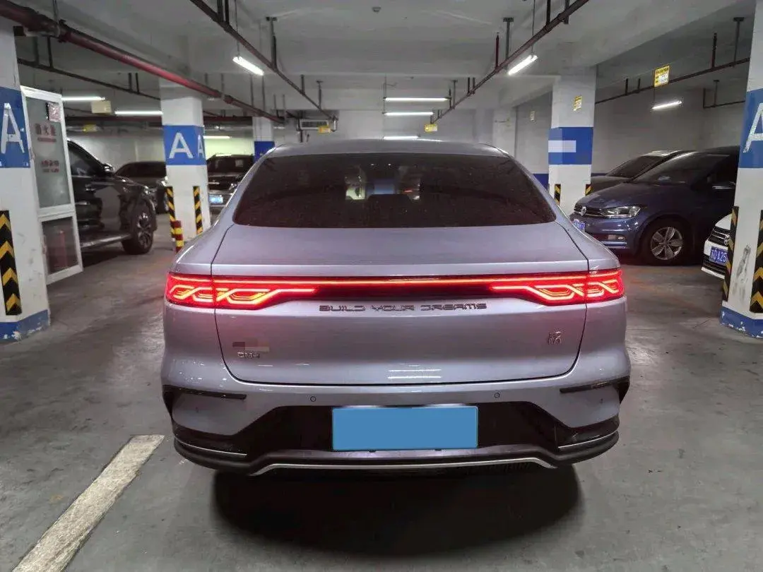 2023 BYD HAN thumbnail 3