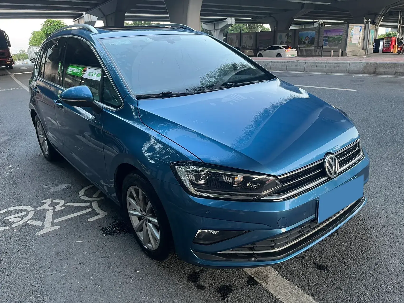 2019 VOLKSWAGEN GOLF thumbnail 2